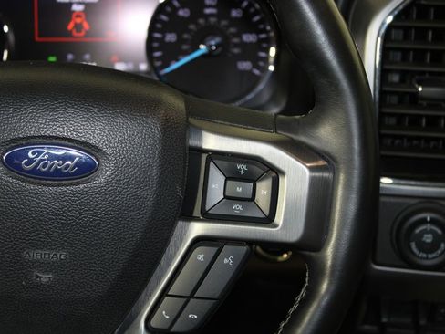 Certified 2020 Ford Expedition Platinum image 17