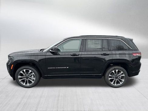 New 2025 Jeep Grand Cherokee Overland image 8