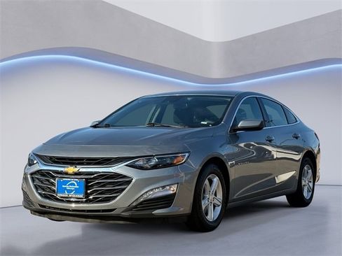 Used 2024 Chevrolet Malibu LT image 7