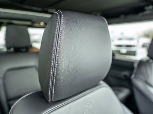 Used 2025 Ford Bronco Outer Banks image 40