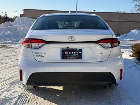 Used 2024 Toyota Corolla LE image 4