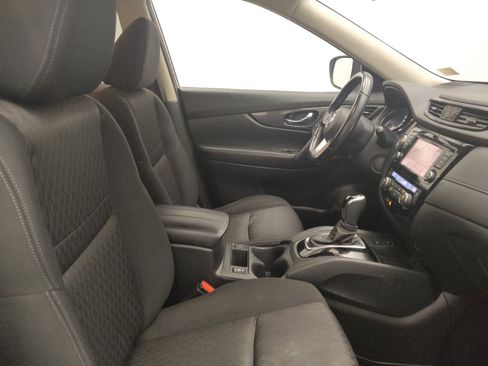 Used 2020 Nissan Rogue SV w/ Sun & Sound Touring Package AWD/4WD image 21