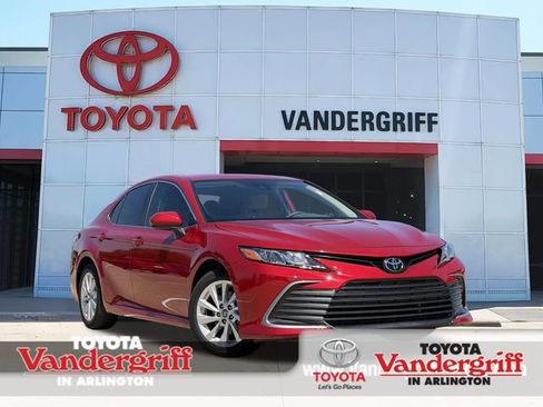Used 2024 Toyota Camry LE FWD image 1