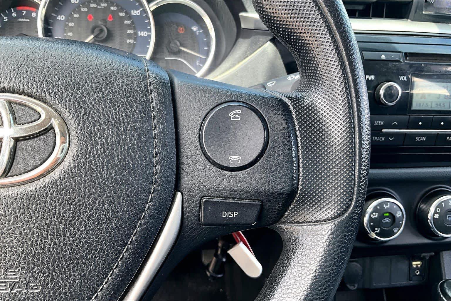 Used 2014 Toyota Corolla L FWD image 22