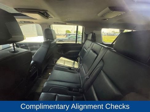 Used 2019 GMC Yukon XL SLT w/ Open Road Package AWD/4WD image 6