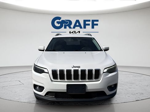 Used 2019 Jeep Cherokee Latitude Plus w/ Cold Weather Group AWD/4WD image 9
