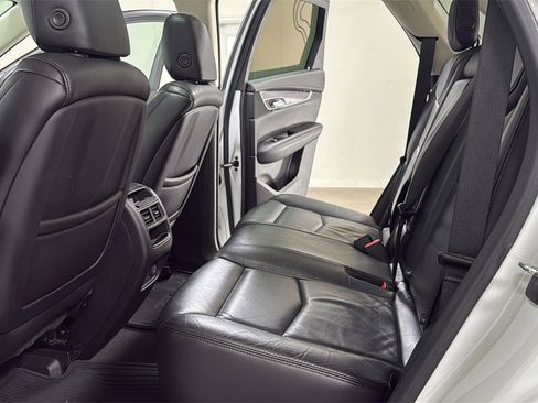 Used 2019 Cadillac XT5 Luxury image 15