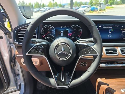 Used 2025 Mercedes-Benz GLE 350 4MATIC image 33