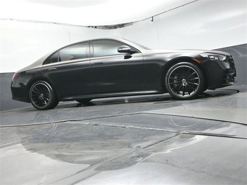 Used 2023 Mercedes-Benz S 500 S 500 image 30