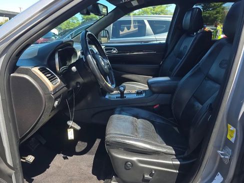 Used 2015 Jeep Grand Cherokee Overland image 5