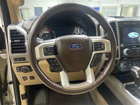 Used 2018 Ford F150 Lariat w/ Equipment Group 502A Luxury image 10