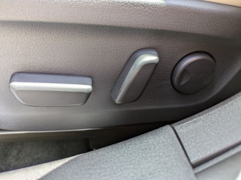 New 2026 MAZDA MAZDA3 2.5 S Sedan w/ Preferred Pkg FWD image 19