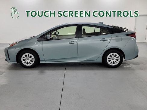 Used 2020 Toyota Prius image 5