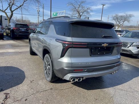 New 2026 Chevrolet Traverse LT image 9