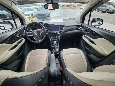 Used 2018 Buick Encore Preferred image 19