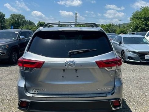 Used 2017 Toyota Highlander Limited w/ Protection Package #3 AWD/4WD image 3