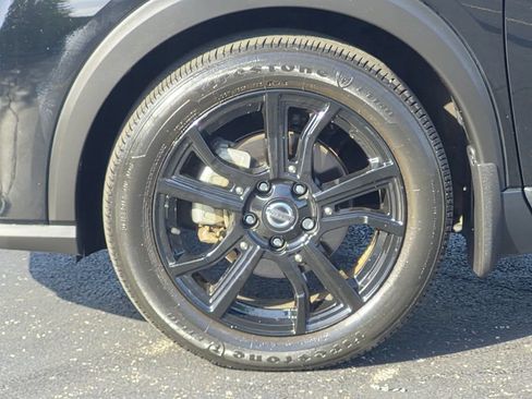 Used 2021 Nissan Kicks SR FWD image 9