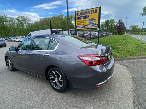 Used 2017 Honda Accord LX image 3