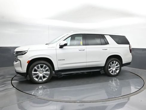 Used 2024 Chevrolet Tahoe High Country w/ Advanced Technology Package image 2