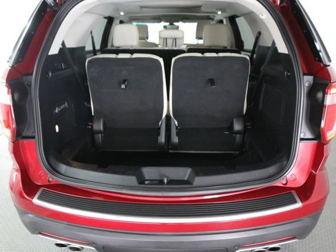 Used 2018 Ford Explorer Platinum AWD/4WD image 33