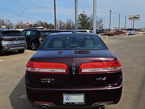 Used 2011 Lincoln MKZ image 6