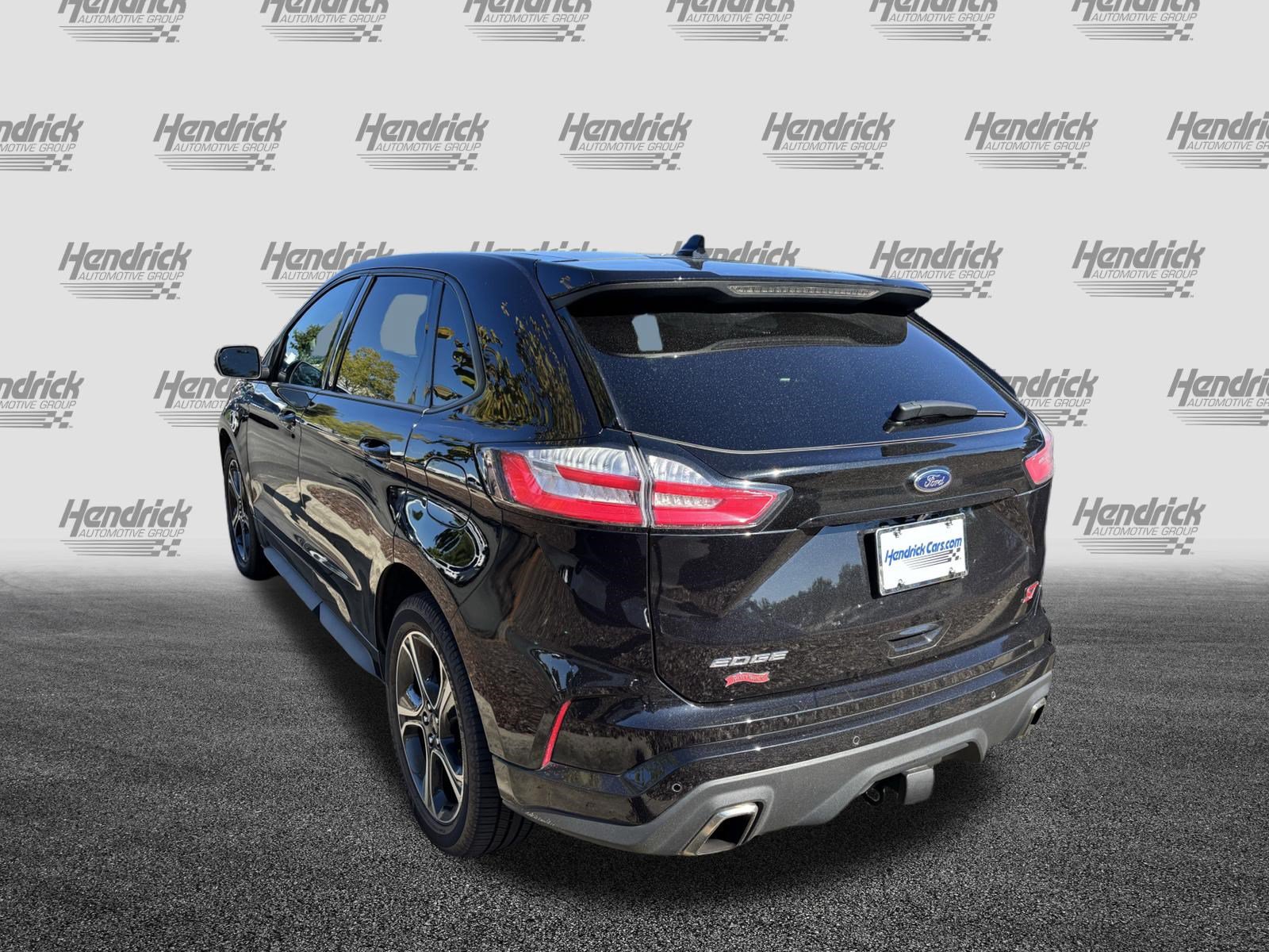 Used 2019 Ford Edge ST w/ Convenience Package AWD/4WD image 8