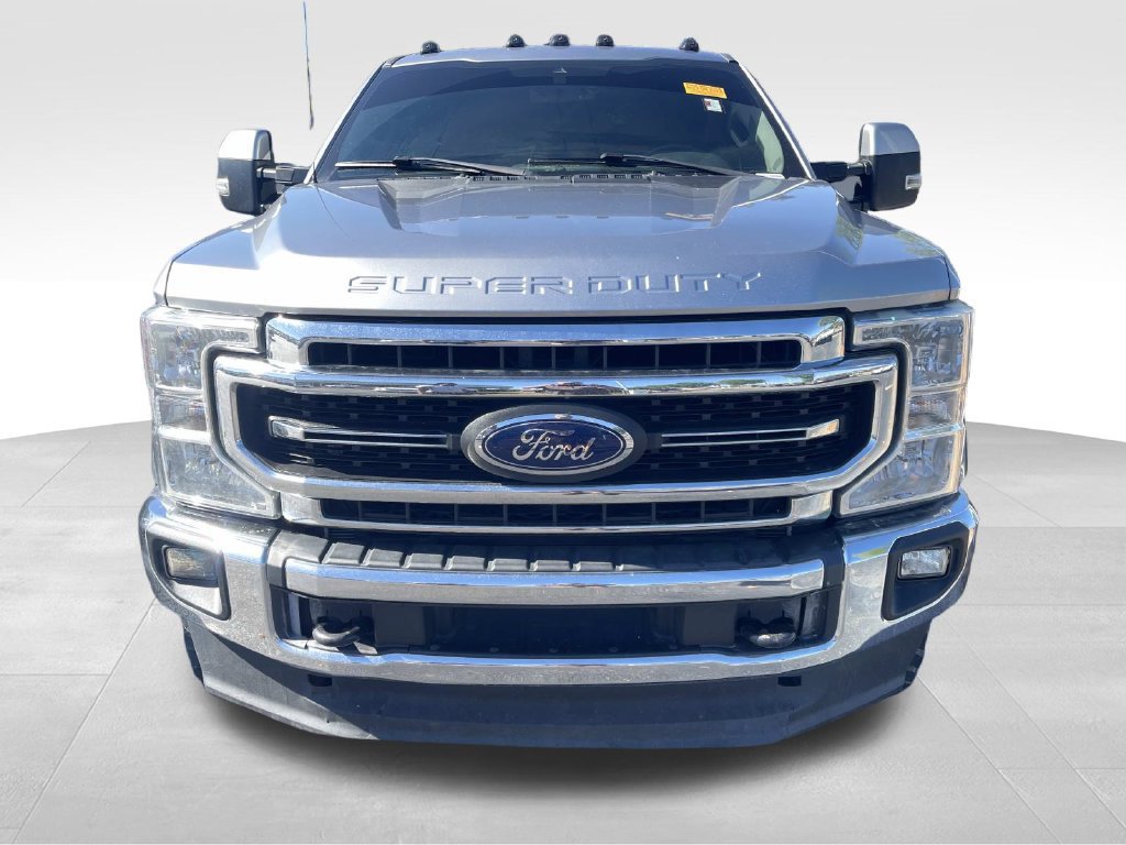 Used 2020 Ford F250 Lariat w/ Lariat Value Package AWD/4WD image 2