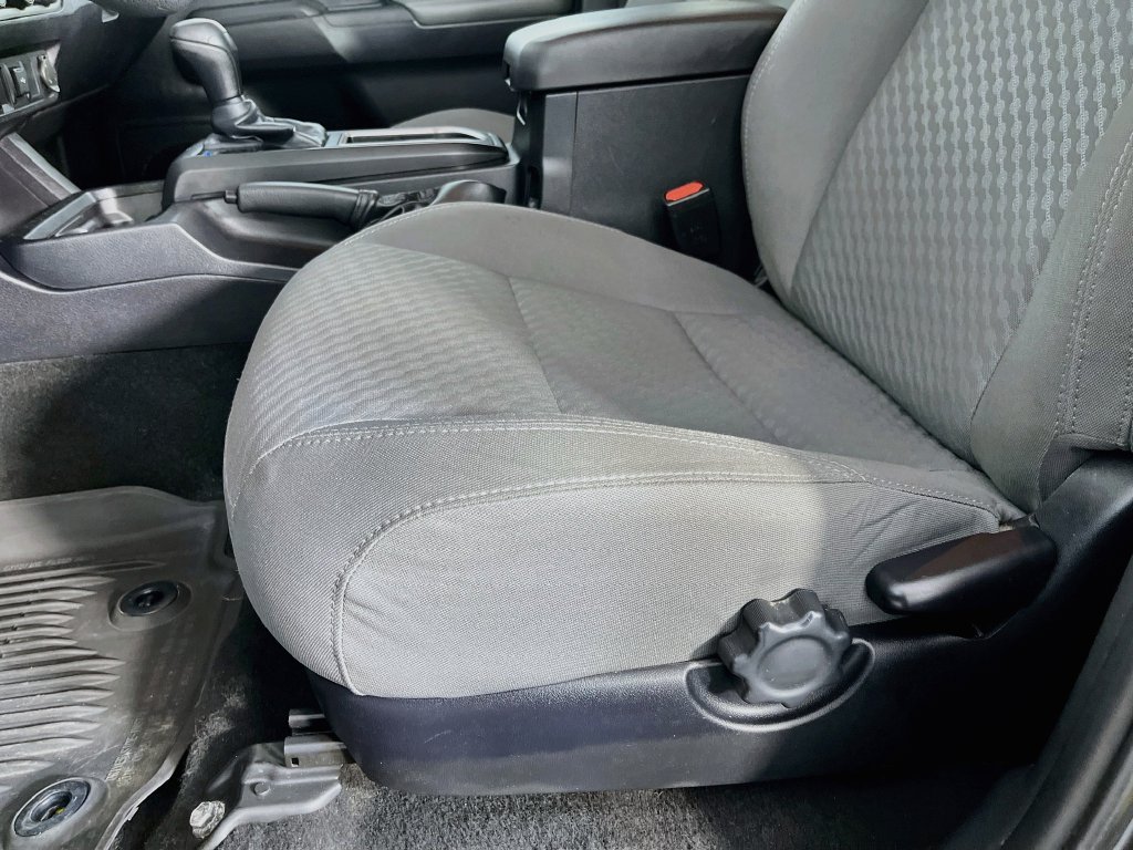Used 2021 Toyota Tacoma SR AWD/4WD image 25