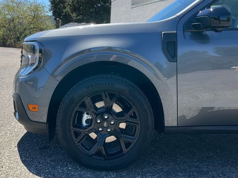 New 2025 Ford Maverick Lariat w/ Black Appearance Package image 10