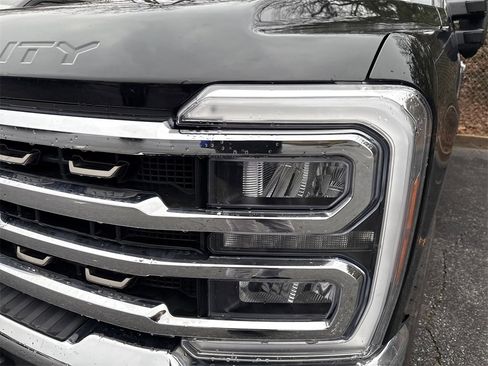 Used 2023 Ford F250 King Ranch w/ Chrome Package image 4