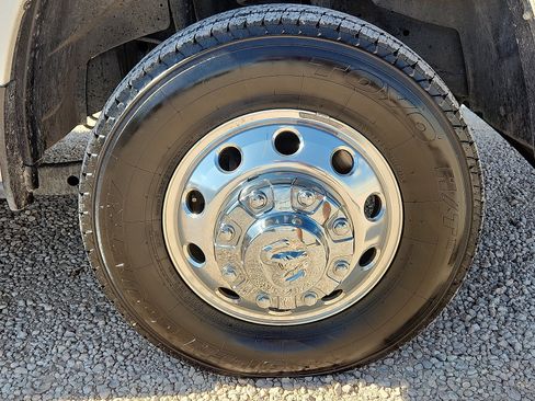 Used 2024 RAM 3500 Laramie image 7