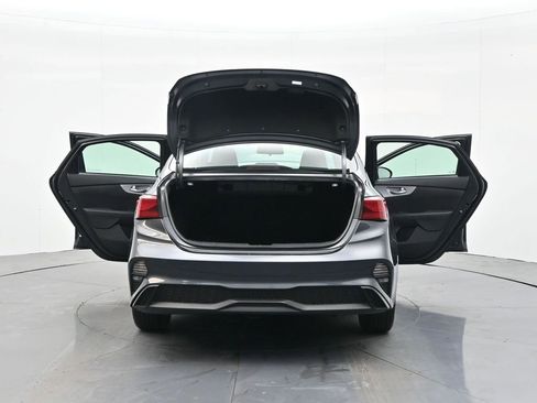 Used 2024 Kia Forte LXS image 43