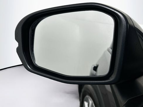 Used 2025 Honda HR-V LX image 16