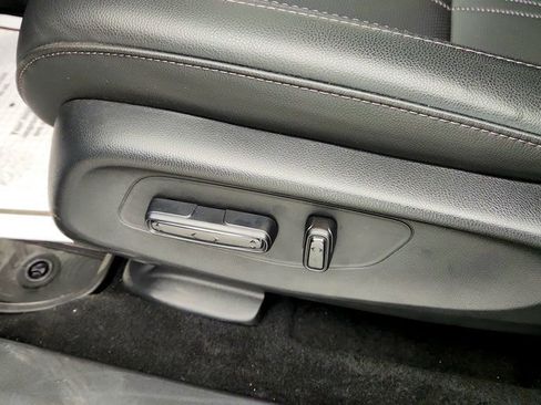 Used 2025 Honda HR-V EX-L image 12