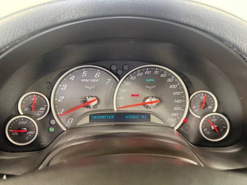 Used 2008 Chevrolet Corvette Convertible w/ Preferred Equipment Group RWD image 22