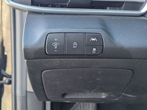 Used 2023 Hyundai Elantra SE FWD image 23