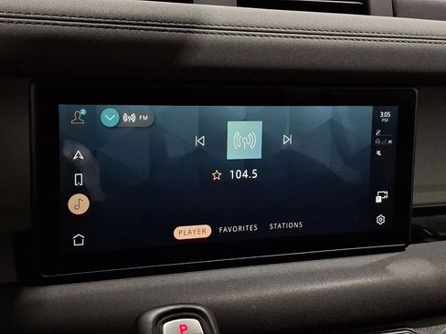 Used 2021 Land Rover Defender 110 SE image 17