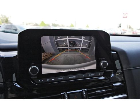 New 2025 Nissan Pathfinder SV w/ SV Premium Package image 24