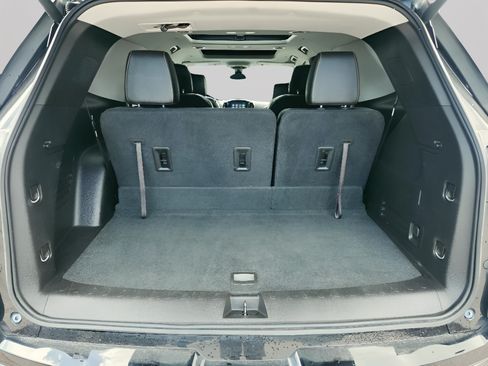 Used 2018 Chevrolet Traverse Premier w/ Redline Edition FWD image 15