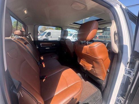 Used 2015 RAM 1500 Laramie Longhorn w/ Convenience Group AWD/4WD image 28