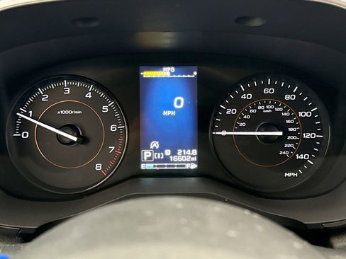 Used 2023 Subaru Crosstrek 2.0i Premium AWD/4WD image 13