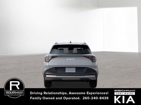 New 2026 Kia Sportage EX image 5