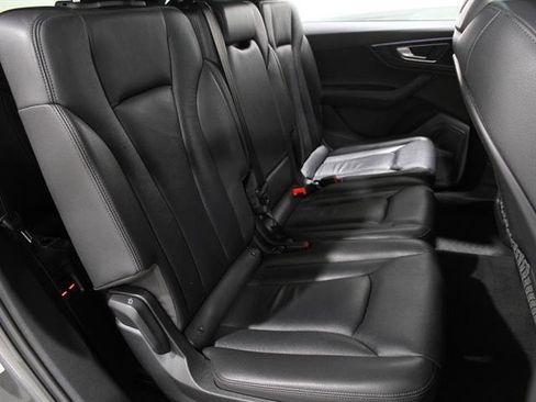Used 2019 Audi Q7 3.0T Premium Plus w/ Premium Plus Package image 19