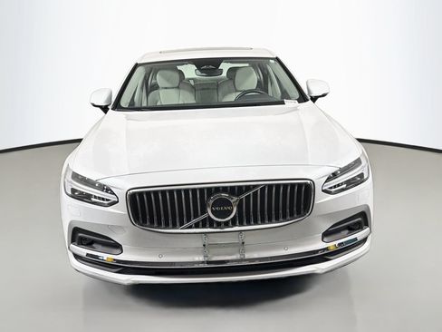 Certified 2023 Volvo S90 B6 Plus AWD/4WD image 2