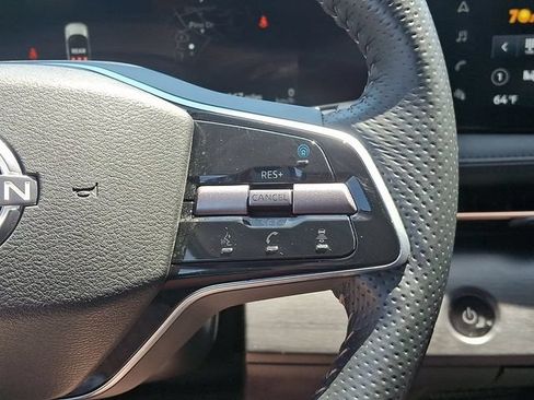 Used 2023 Nissan Ariya FWD image 22