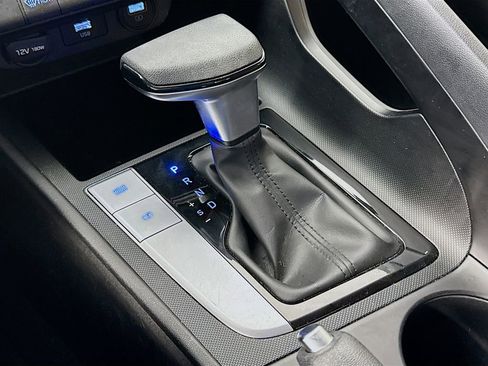 Certified 2023 Hyundai Elantra SEL image 16