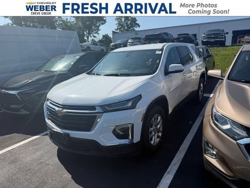 Used 2023 Chevrolet Traverse LS w/ Safety Package FWD image 1