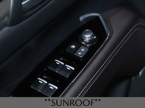 Certified 2025 MAZDA CX-5 Signature image 23