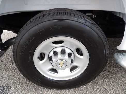 Used 2025 Chevrolet Express 2500 w/ Driver Convenience Package RWD image 53