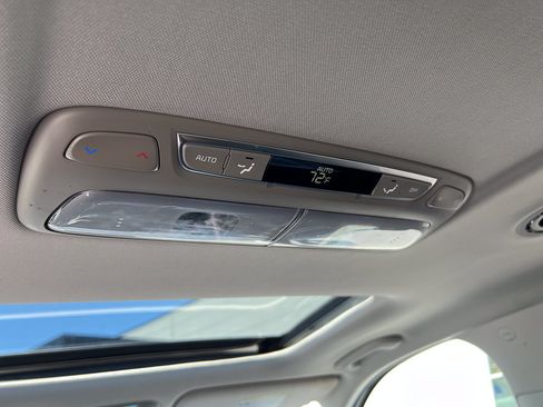 Used 2024 Kia Telluride S w/ S Sunroof Package FWD image 29